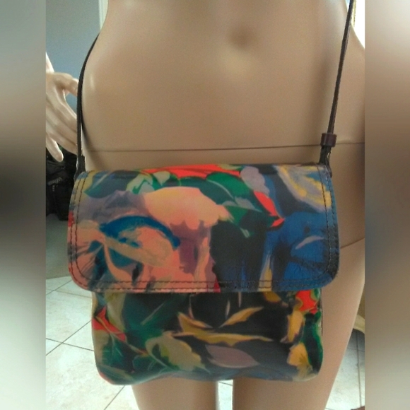 BNWOT PATRICIA NASH CROSSBODY Multicolor Abstract/Floral Women's Bag Adj STRAP - Picture 1 of 13